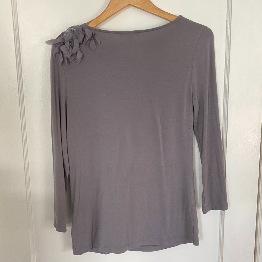 Anne Klein Ruffle Shoulder Top - Picture 6 of 6